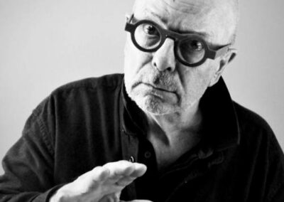 #159 — D’UN TROU (NOIR)